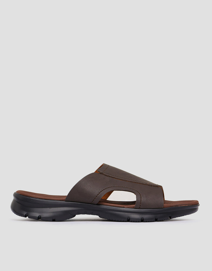 Cole KMM04 Sandal Slip On Pria
