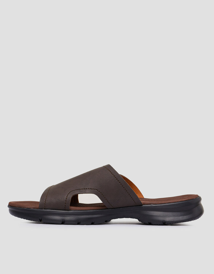 Cole KMM04 Sandal Slip On Pria