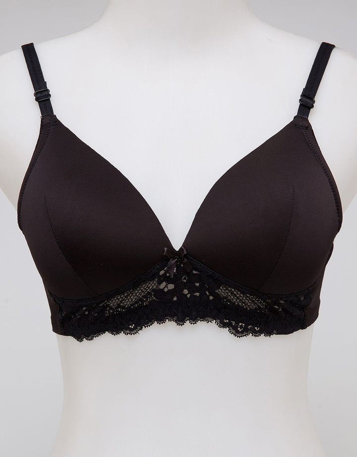 St. Yves Non Push Up Regular Bra LaceUp