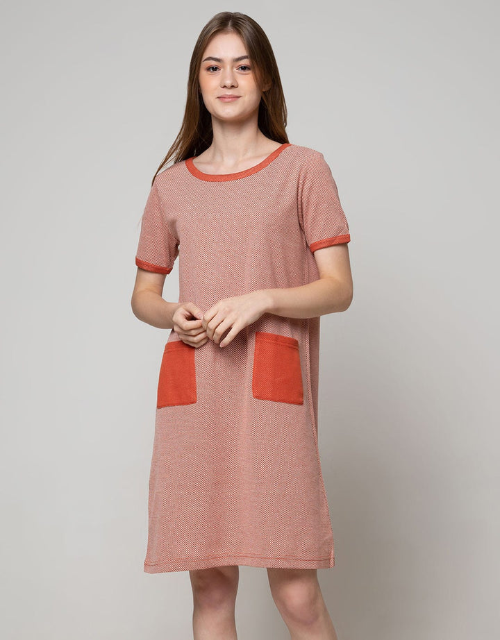 Cardinal Femme Two Pocket Midi Dress