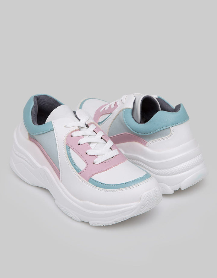 Yongki Komaladi Riana Sneakers