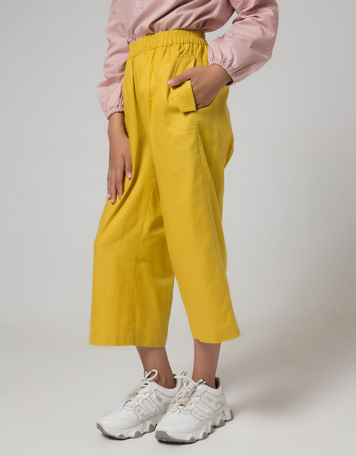 Nevada Kids Capri Pants Button On Pocket