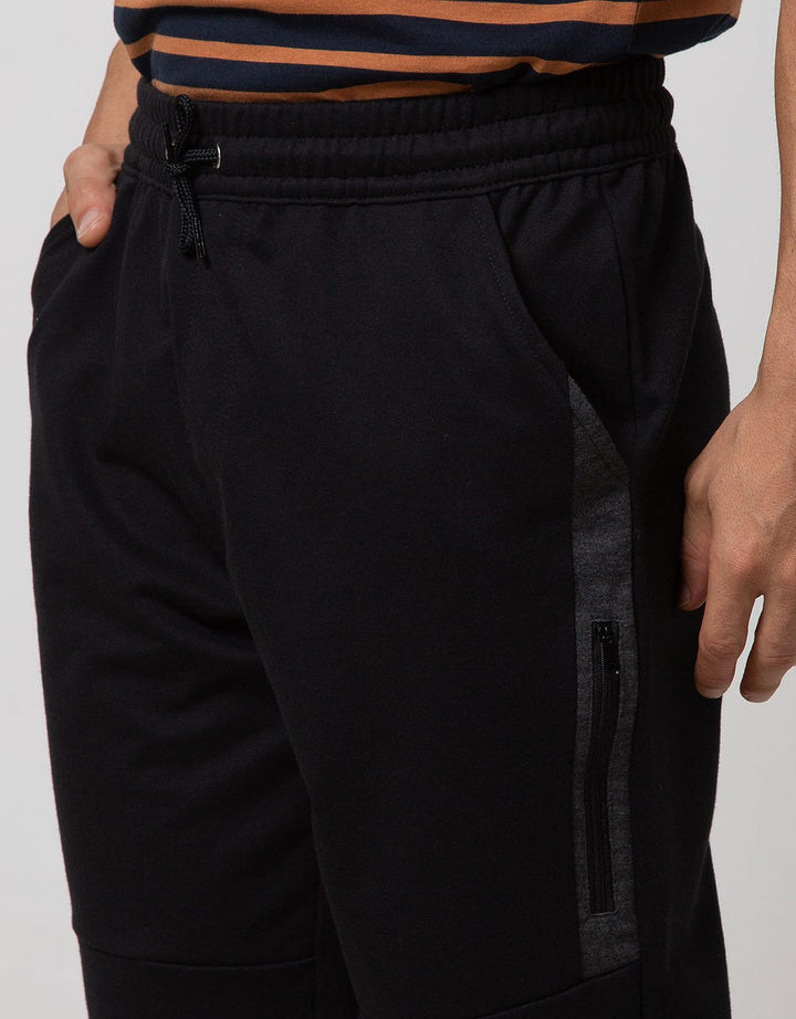 Nevada Short Pants Knit Amplify Hope