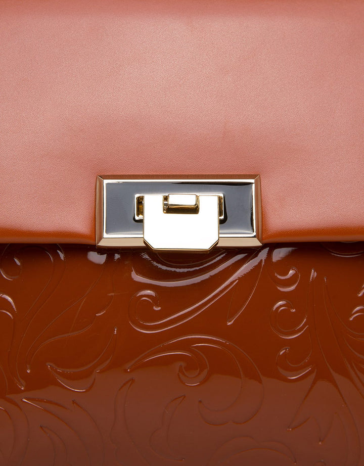 Connexion Cross Body Bag Chain