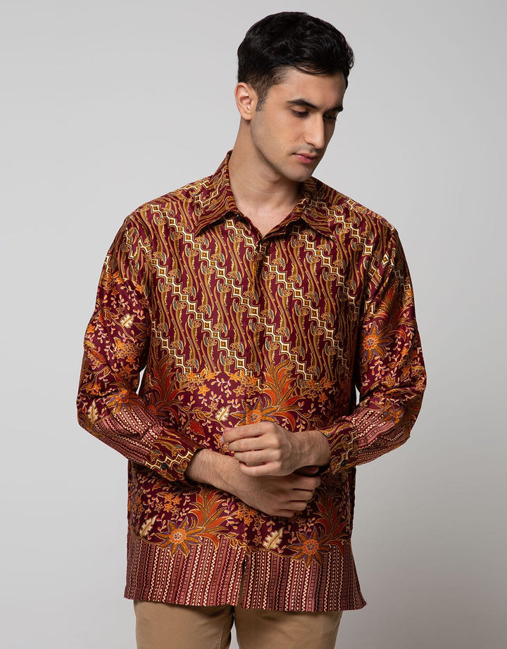 Arjuna Weda Kemeja Batik Tumbuh Indah