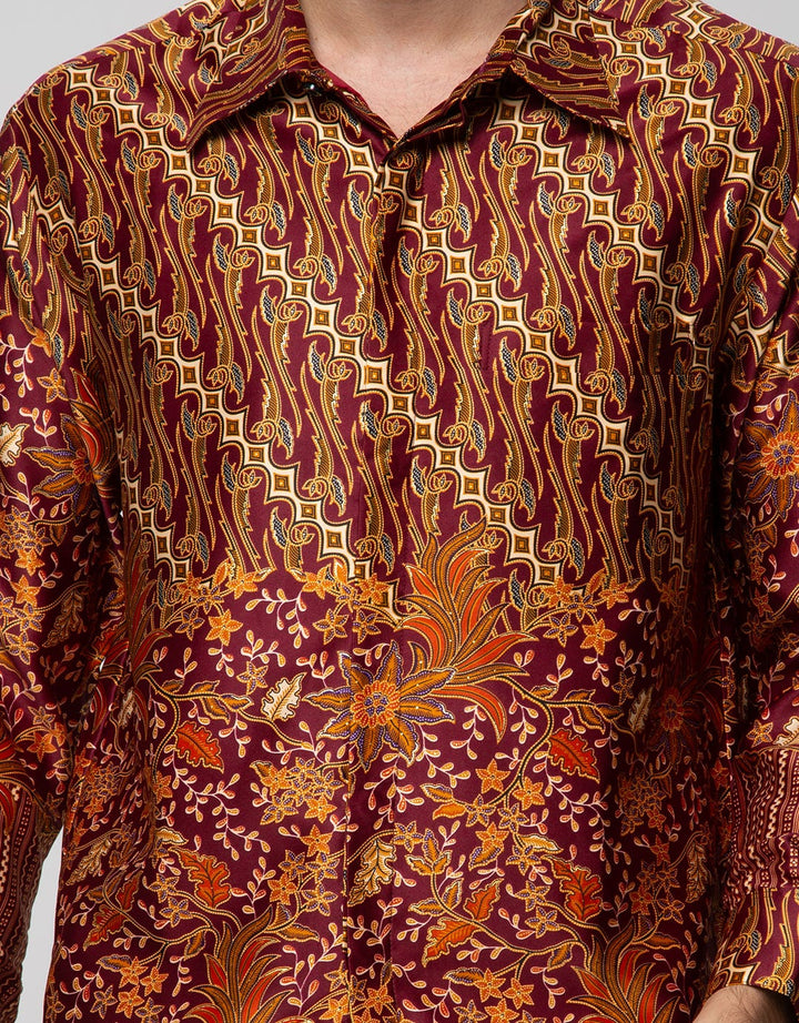 Arjuna Weda Kemeja Batik Tumbuh Indah