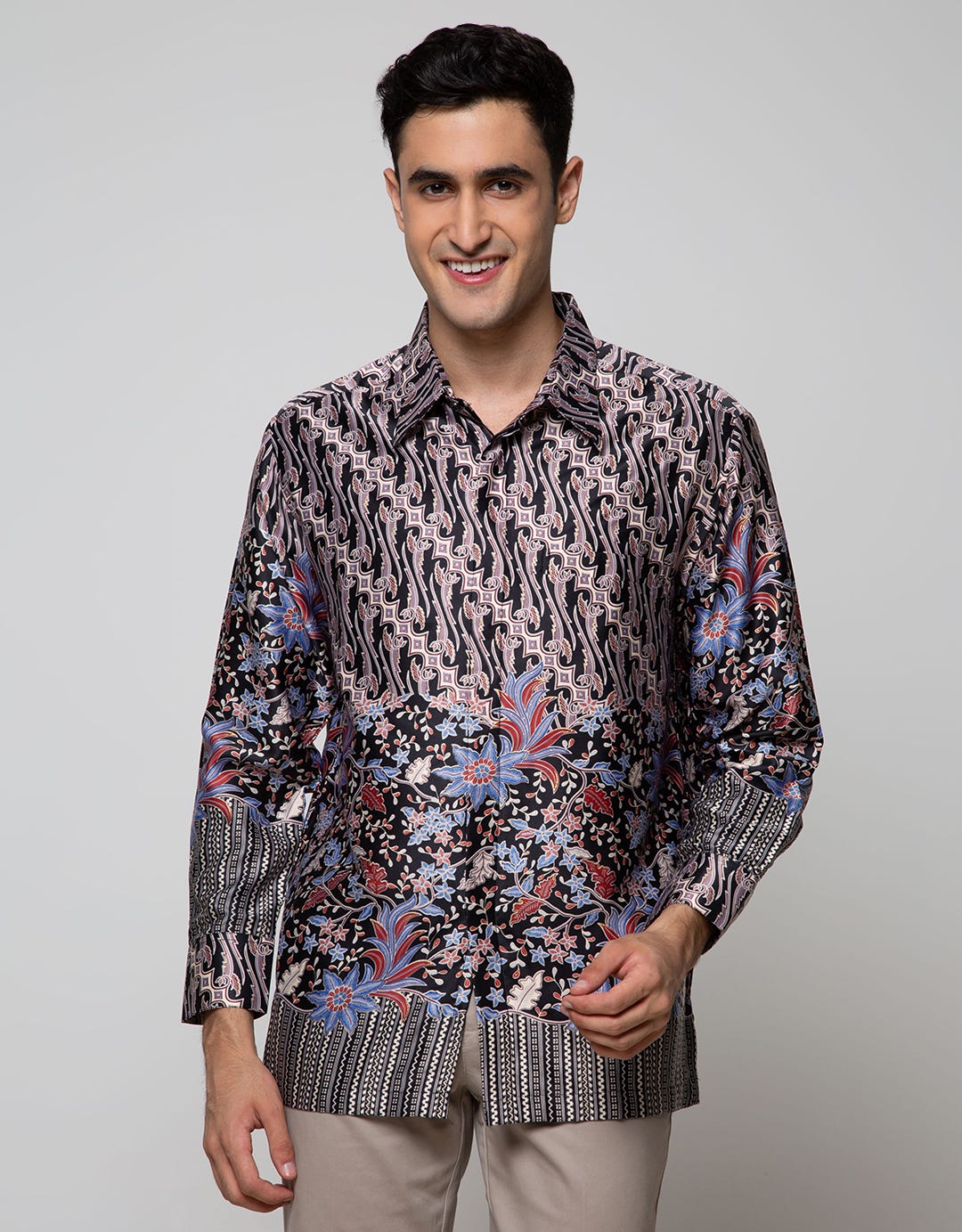 Arjuna Weda Kemeja Batik Tumbuh Indah