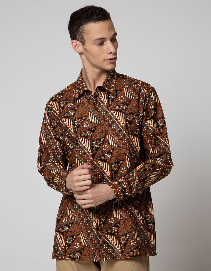 Arjuna Weda Batik Parang Kemeja Batik Pria
