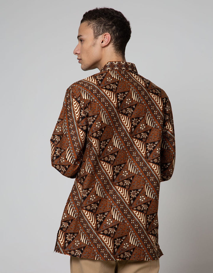 Arjuna Weda Batik Parang Kemeja Batik Pria