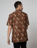 Arjuna Weda Parang Segitiga Hem Batik Pria