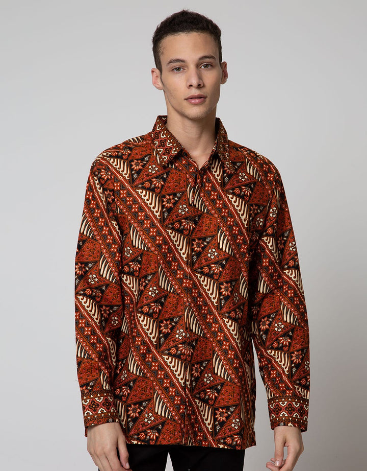 Arjuna Weda Batik Parang Kemeja Batik Pria