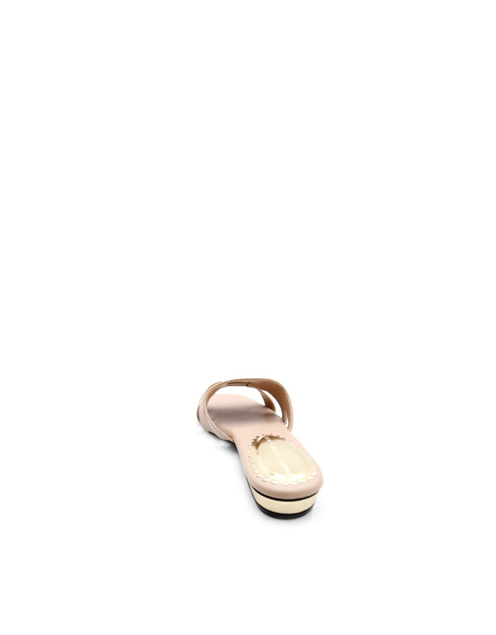 Yongki Komaladi Elsa Sandal