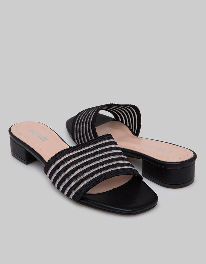 Details Slipper Sandals Wide