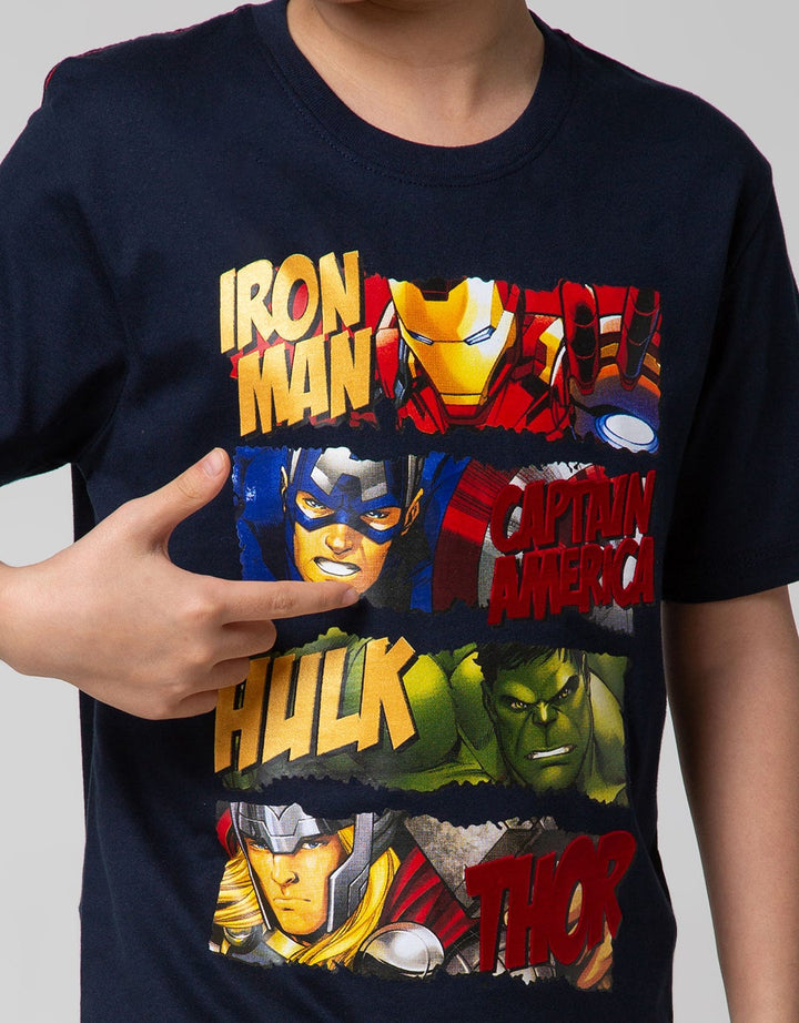 Marvel Short Sleeve T-Shirt Avenger Heroes Flock