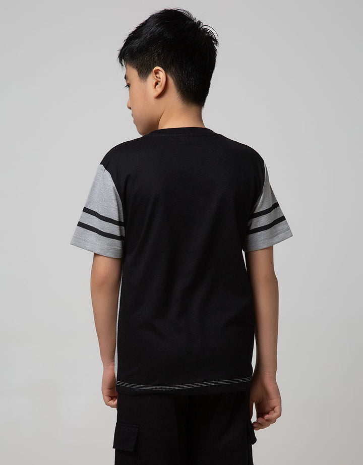 Marvel Avengers Iron Segitiga Kombinasi Short Sleeve T-Shirt