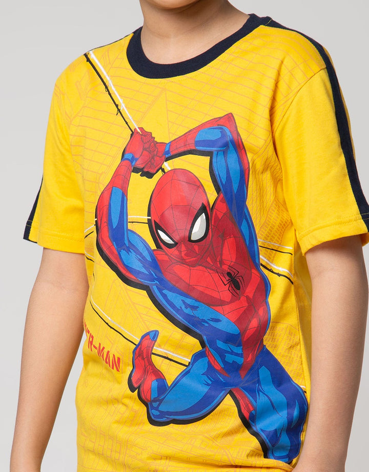 Marvel Short Sleeve T-Shirt Spider Hanging City Disk