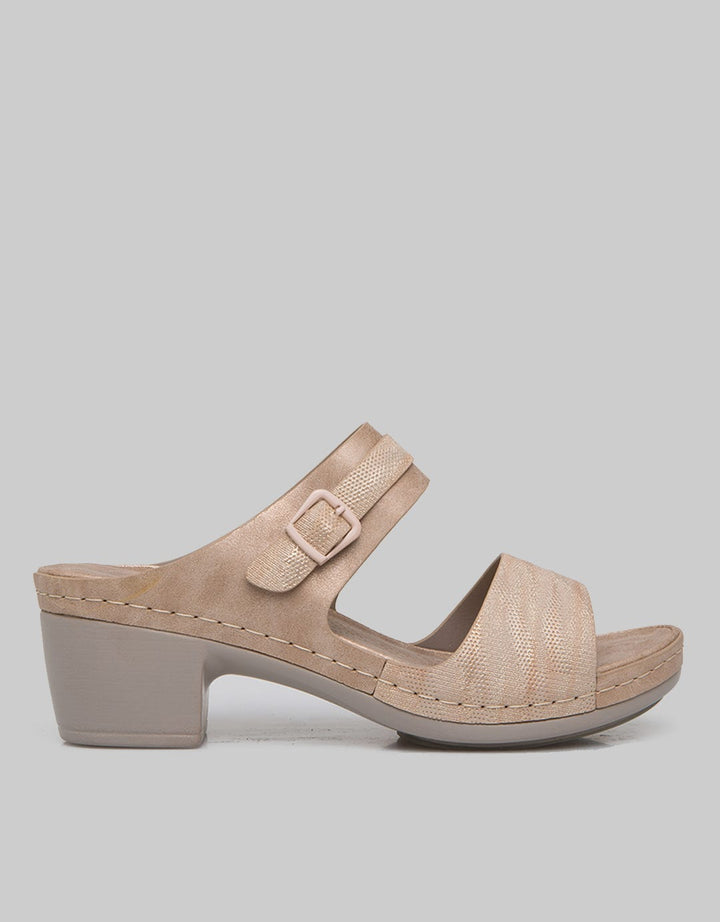 St. Yves Slipper Sandals Doubt