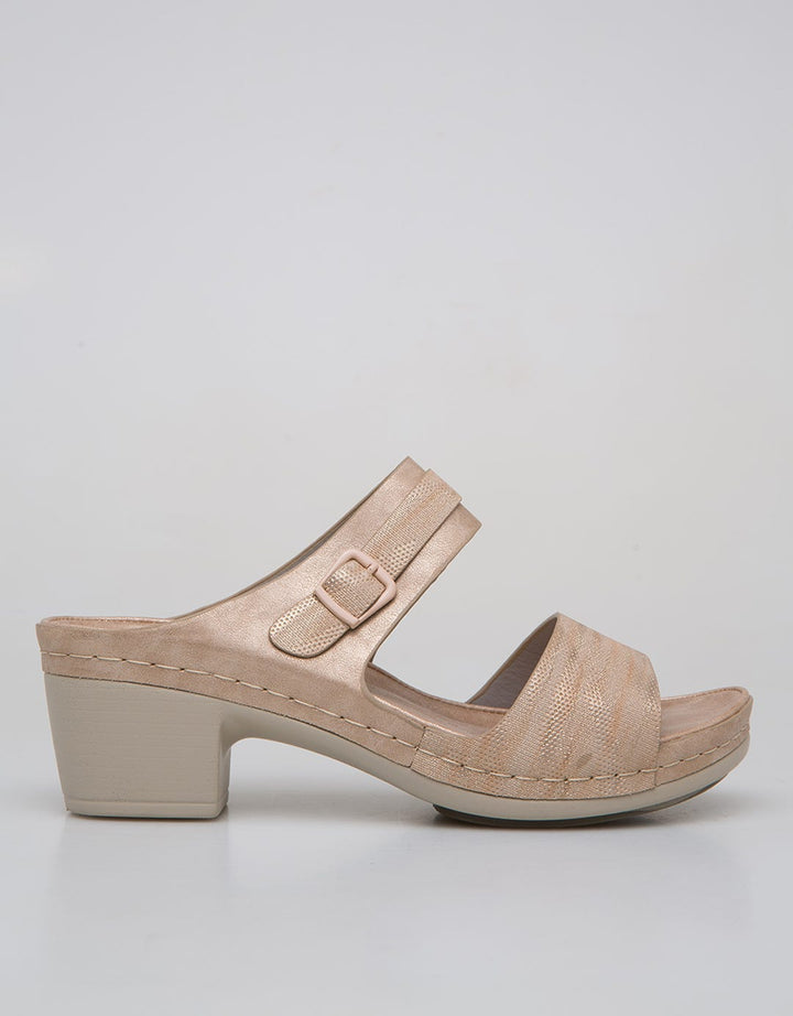 St. Yves Slipper Sandals Doubt