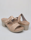 St. Yves Slipper Sandals Doubt
