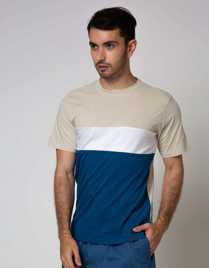 Details Short Sleeve T-Shirt Round Neck Cut & Sewn