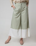 Chassia  Syakira Long Pants