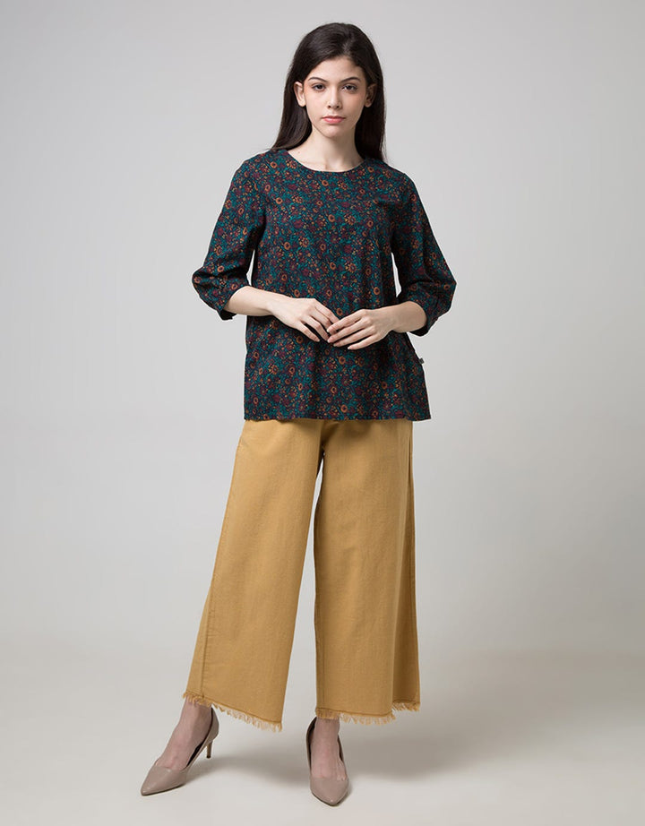 Expand Keeya Blouse