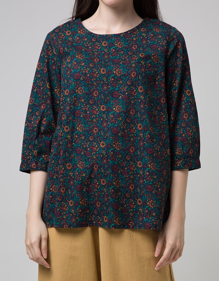 Expand Keeya Blouse
