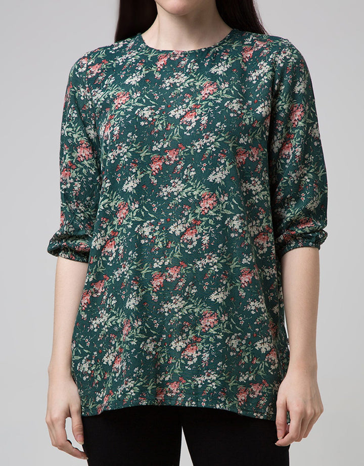 Expand Felora Blouse