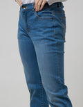 Expand Kely Jeans