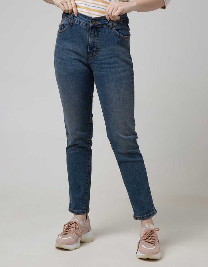 Expand Jolin Jeans