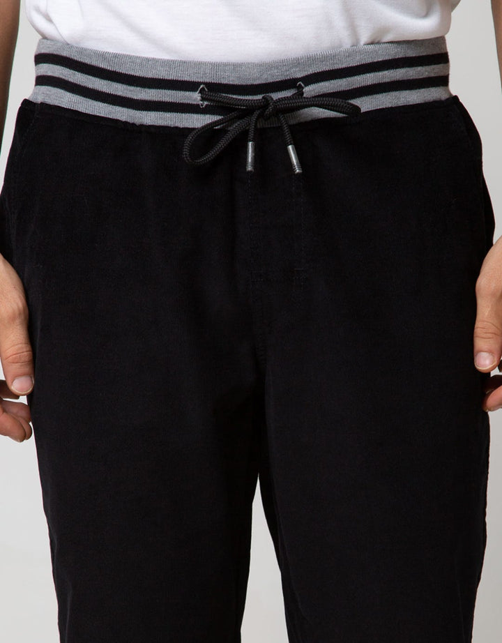 Nevada Short Pants Woven Pants With Rib Cuff Coduray Men