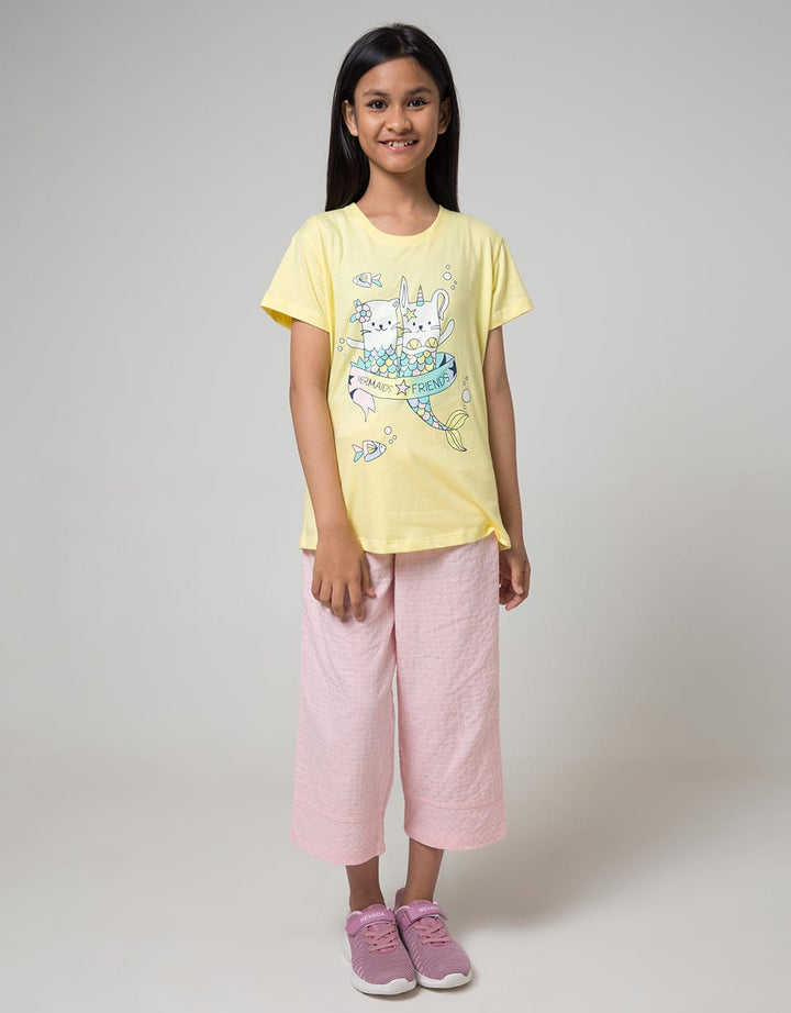 Aero Kids Capri Pants Box New