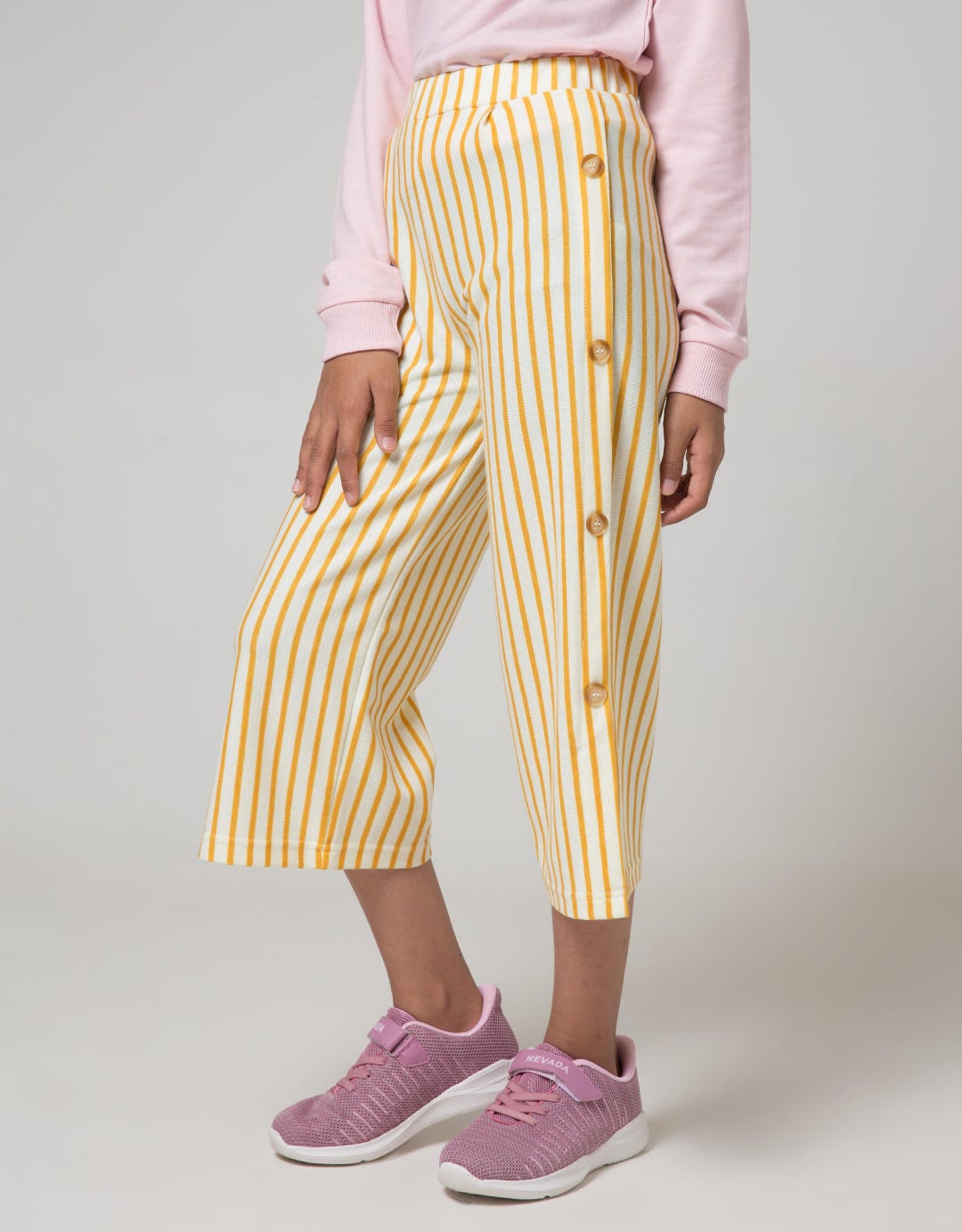 Aero Kids Capri Pants Leggings Knit Stripes