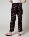 Nevada Long Pants Pose Minggo