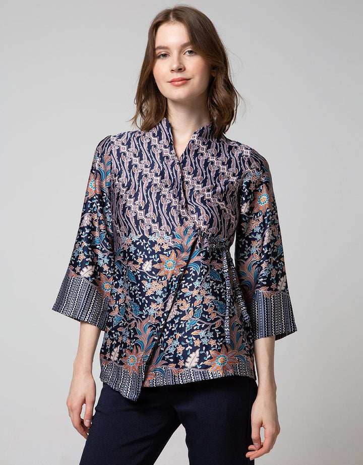 Arjuna Weda Blouse B