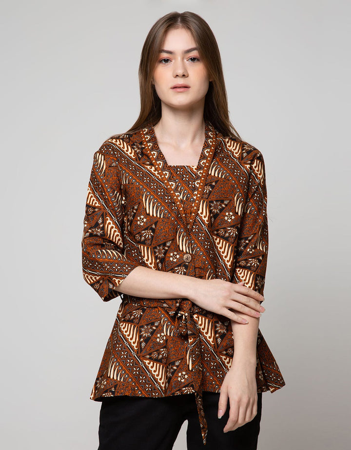 Arjuna Weda Blouse B