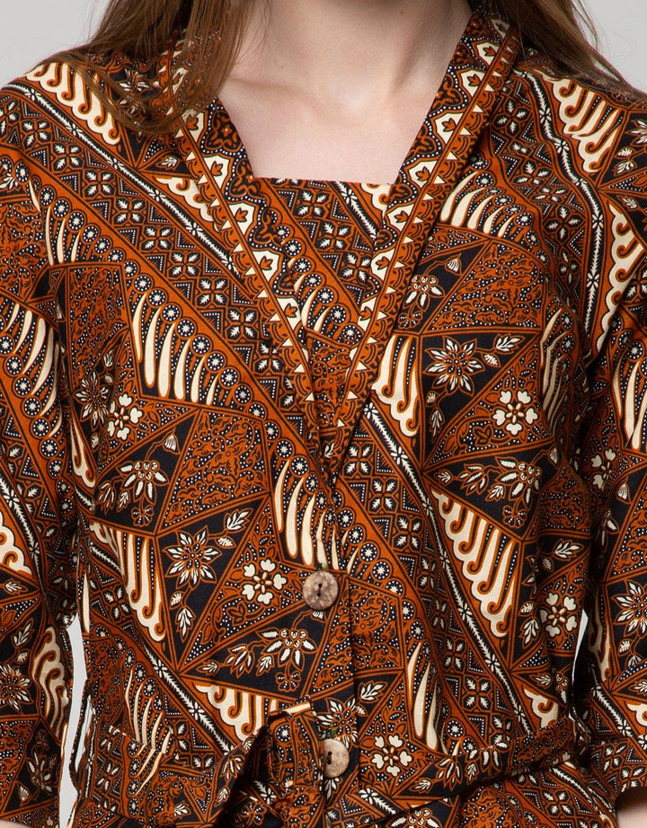 Arjuna Weda Blouse B