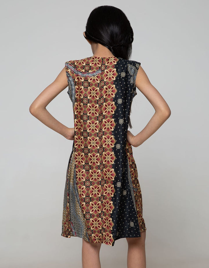 Arjuna Weda Girl Batik Twin Birds