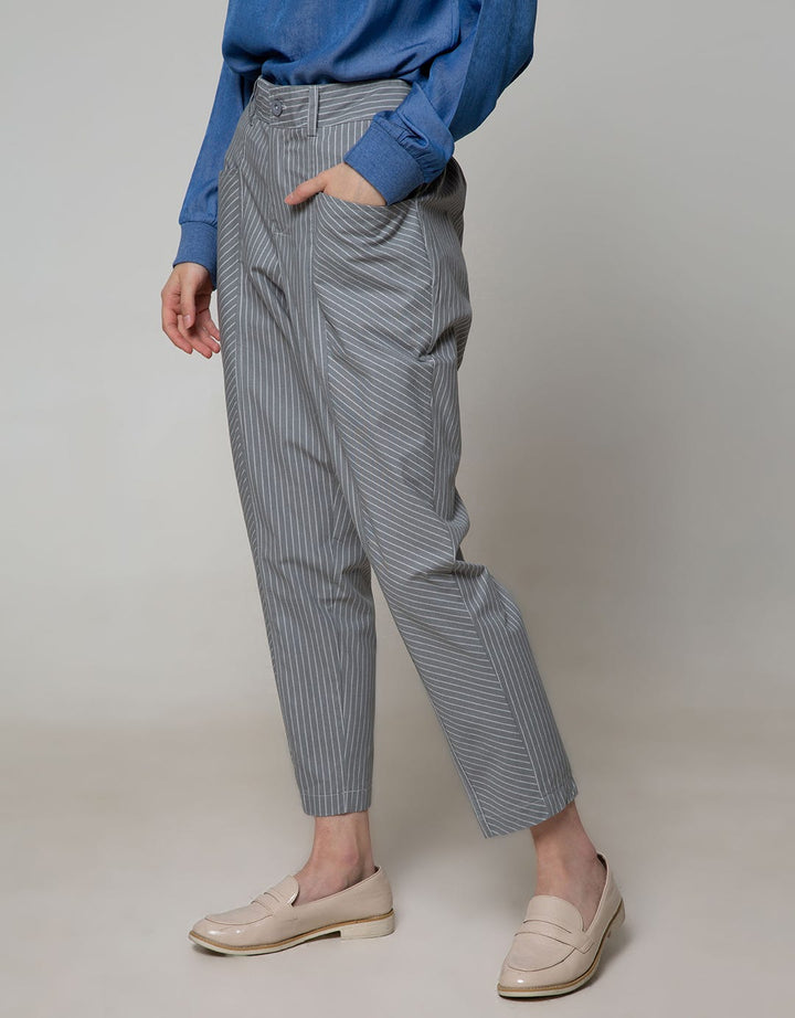 Nevada Chinos Pants Horizontal And Vertical