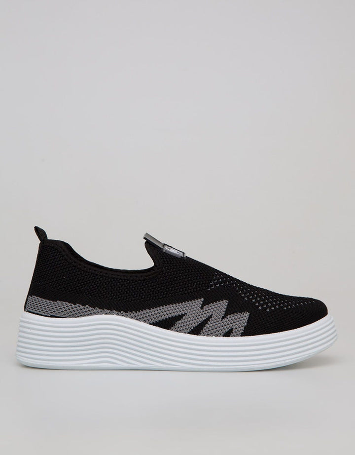 Nevada Slip On Wanita Basic