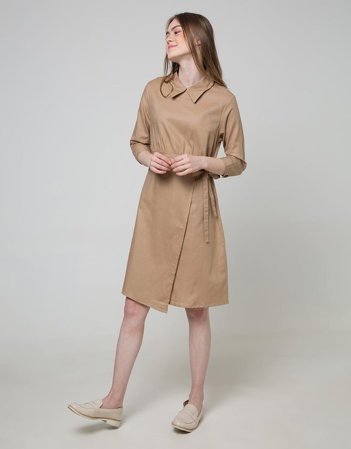 Details Long Sleeve Maxi
