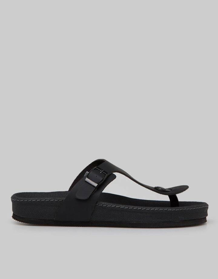 Cole Flip Flops Buckle