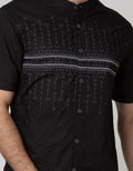 Cardinal Jeans Short Sleeve Kemeja Koko