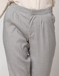 Details Chinos Pants Tapered No Tali