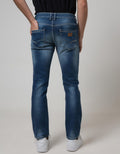 Cardinal Jeans Celana Panjang Denim Washed Accent look