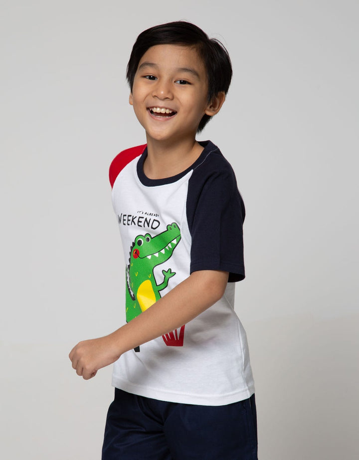 Little M Short Sleeve Raglan T-Shirt Weekend