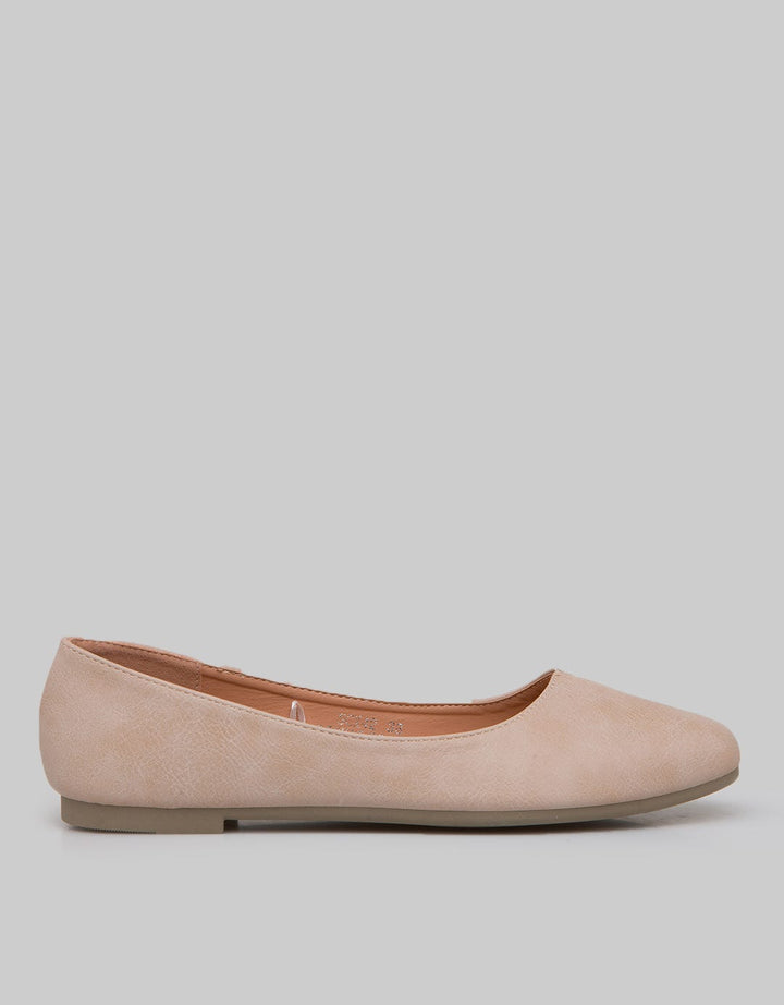 St. Yves Ballerinas Women