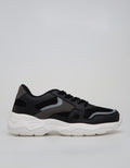 SNEAKERS WOMEN