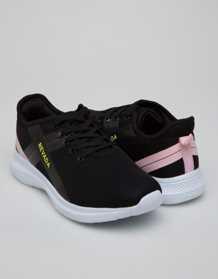 SNEAKERS WOMEN