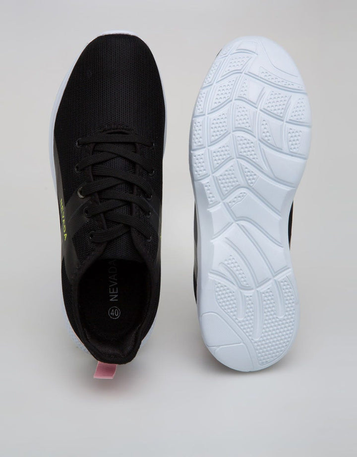 SNEAKERS WOMEN